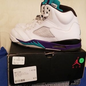 Jordan 5 grapes. Og box